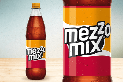 Mezzo-Mix-Flasche vor neutralem Hintergrund.