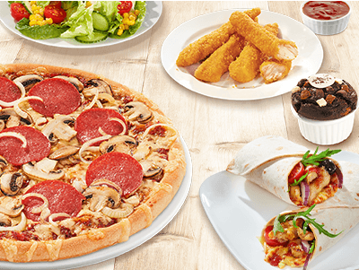 Aktionsauswahl mit Pizza, Crispy Chicken Fingers, Wrap, Salat und Schokoladendessert.